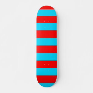 Skateboard Diseño de rayas rojas y azules