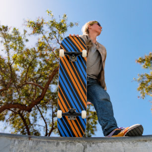 Skateboard Diseño de rayas verticales azul naranja azul