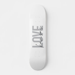 Skateboard Diseño sencillo, moderno, urbano y fresco de Love