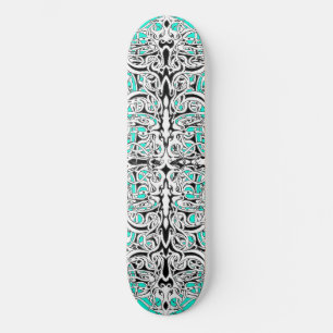 Skateboard Diseño tribal del Imperio Blanco y Negro en Aqua