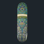 Skateboard Diseños orientales azules con caras sonrientes<br><div class="desc">Este impresionante artículo está conformado por magníficos diseños orientales azules y estampados florales. Las caras sonrientes te miran desde los diseños. ¡Compra una copia hoy!</div>