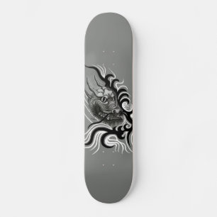 Skateboard Dragón chino en tatuaje