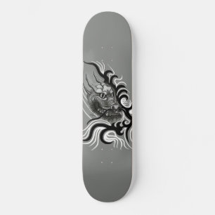 Skateboard Dragón chino en tatuaje