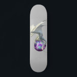 Skateboard Dragón de hielo blanco con esfera mágica<br><div class="desc">Este diseño se puede personalizar eligiendo la opción personalizar para añadir texto o realizar otros cambios. Si este producto tiene la opción de transferir el diseño a otro artículo, asegúrese de ajustar el diseño para que se ajuste si es necesario. Contáctame en colorflowcreations@gmail.com si deseas tener este diseño en otro...</div>