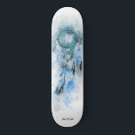 Skateboard *~* Dream Catcher Sagrado Tribal Shamanic Boho<br><div class="desc">* Western BOHO American Watercolor Abstract Dream Catcher Journey con encantadoras plumas como símbolo chamánico para un diseño nativo americano de Healer espiritual Healer o BOHEMIAM. * . *** Los colores son en su mayoría VERDE AZULADOS MUDOS y TURQUESA en BLANCO. Este espíritu basado en el esotérico popular boho creativo...</div>