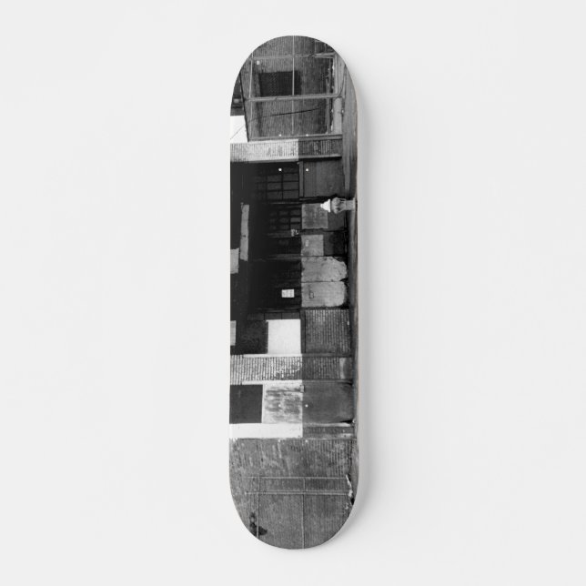 Skateboard Edificio abandonado antiguo (Anverso )