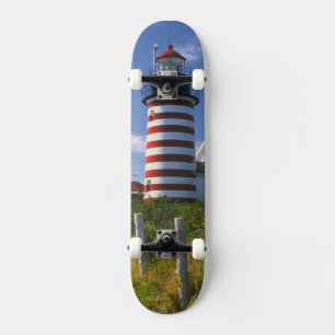 Skateboard EE. UU., Maine, Lubec. Faro de West Quoddy Head