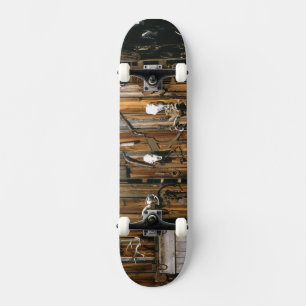 Skateboard EE. UU., Oregón, condado de Harney. Antigua caball