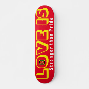 Skateboard EL AMOR ES MÁS FUERTE QUE EL ORGULLO Skateboard, D