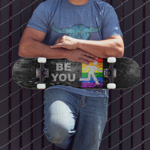 Skateboard El artístico de SlipperyJoe, "Sé tú un orgullo gay