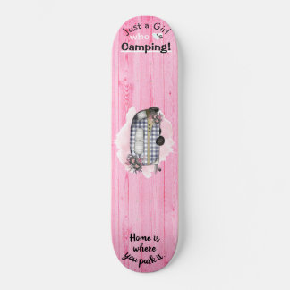 Skateboard El Camper Retro Dice Que A Un Chica Le Encanta El 