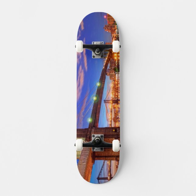 Skateboard El East River, puente de Brooklyn, Manhattan (Anverso)