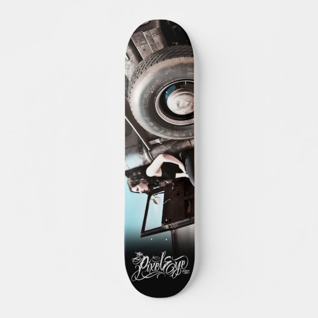 Skateboard El Pixeleye - coche de carreras II de III (Anverso )