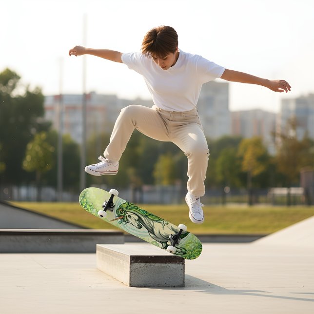 Skateboard Emerald Unicorn (Subido por el creador)