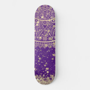 Skateboard Encantando Mandala con estrellas de oro en morado 