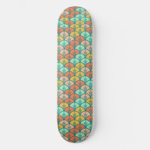 Skateboard Escala de peces geométricos modernos y coloridos