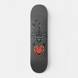 Skateboard Escorpión Rótulo Zodiaco Corazón Amor Gris Oscuro