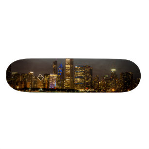 Skateboard Esquina nocturna Chicago Pano