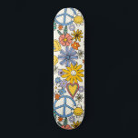 Skateboard Estilo floral hippy<br><div class="desc">Hippy Floral Style Ya sea que estés haciendo moldes en la media tubería o en los kickflips de la calle, este tablero con forma de competencia tiene un pop supremo! Nuestras tablas son fabricadas con madera de arce resistente de la mejor calidad e impresas con un método exclusivo para hacer...</div>