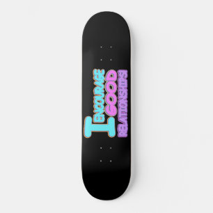 Skateboard Expresión Cute Diseño BUENA RELACIÓN". ¡Hazte con