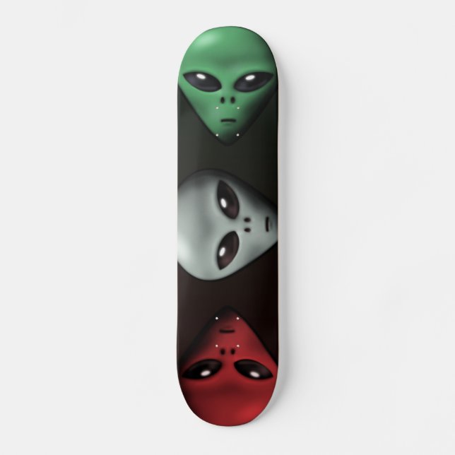 Skateboard Extranjero espeluznante (Anverso)