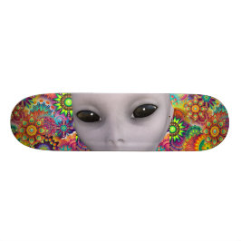 Skateboard Extraterrestrial abstracto colorido del estampado