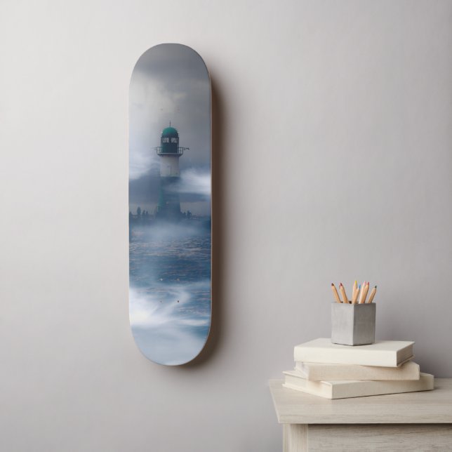 Skateboard Faro en la tormenta - Mar Báltico (Arte de la pared)