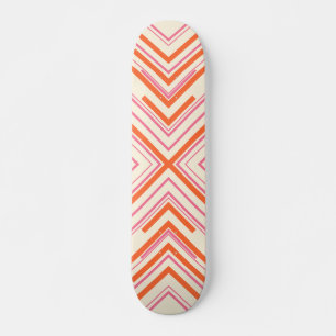 Skateboard Flechas en rosa, Naranja y crema