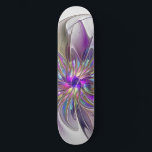 Skateboard Flor de arte fractal enérgica y colorida<br><div class="desc">Una potente flor multicolor de fantasía,  un singular arte fractal floral. Diseño para su atípica y original skateboard y más.</div>