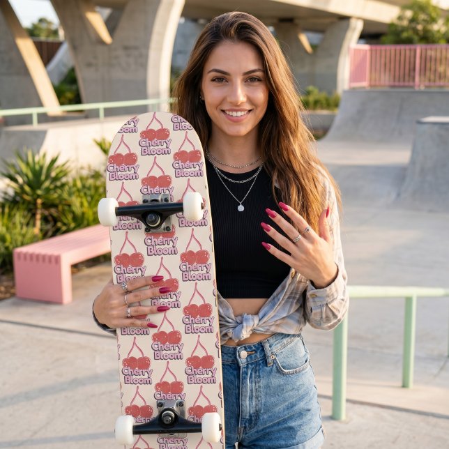Skateboard Flor de Cerezo (Subido por el creador)