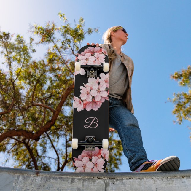 Skateboard Floral Cerezo Blossom Monograma Rosa Negro (Exterior 1)