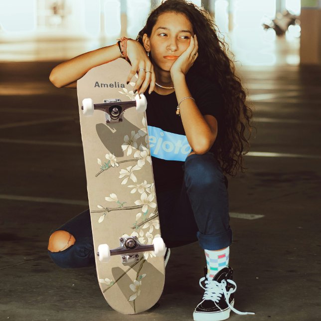 Skateboard Flores blancas vintage personalizadas (Subido por el creador)