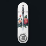 Skateboard *~* Flores de fuego AP88 Flora de espada medieval<br><div class="desc">(Código de búsqueda AP88 para encontrar elementos similares ) Transferir fácilmente a otros productos Zazzle. Skateboard de fondo BLANCO con PINK suave y color ROSA FLORES MEDIEVAL SWORD para capas de dragón con FLORES / elementos FLORALES y con un anillo de INCENDIO / LLAMAS / LLAMA y letra , MONOGRAMA...</div>