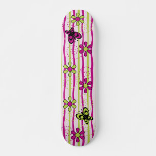 Skateboard Flores y mariposas