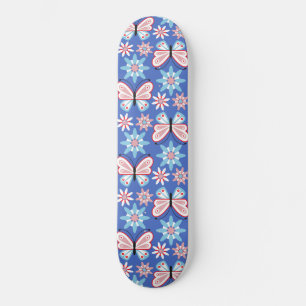 Skateboard Flores y mariposas