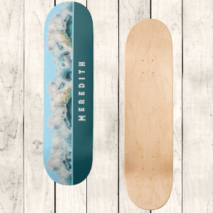 Skateboard Foamy Cresting Blue Green Beach Waves con nombre