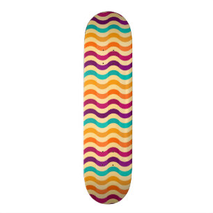 Skateboard Fondo con las rayas en 2 retros