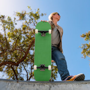 Skateboard Fondo verde texturizado visual calmado y simple
