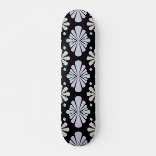 Skateboard Formas florales pastel sobre fondo negro