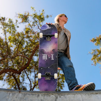 Skateboard Foto de Galaxia de Nebulosa Cósmica Monograma Inic