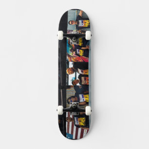 SKATEBOARD GIRA THOMPSON SPIN TWINS ( MERCANCÍA OFICIAL) TOUR