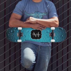 Skateboard Gotas de agua azul de Guay con estilo Monograma