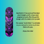 Skateboard Gótico<br><div class="desc">Acabo de terminar de crear 12 nuevos diseños específicamente para patinetas, y este tiene un tema gótico en morado con cráneos y mariposas. Las palabras "Gótico Rider" son realmente justas para que puedas ver cuánto texto puedes encajar sin afectar demasiado el diseño. Puede cambiar el texto, tipo de letra, color...</div>