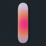 Skateboard Gradiente de color vintage<br><div class="desc">Diseño De Gradiente - Efecto Aura - Verde,  Lilac,  Naranja Y Ombre Rosa.</div>