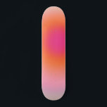 Skateboard Gradiente del amanecer - Naranja rosado beige<br><div class="desc">Diseño De Gradiente - Efecto Aura - Ombre Beige,  Rosa Y Naranja.</div>