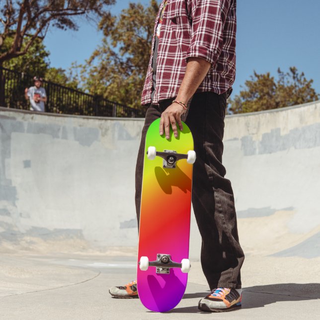 Skateboard Gradiente diagonal arcoiris rojo a verde (Exterior 2)