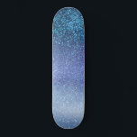 Skateboard Gradiente Ombre del triple Purpurina azul de la Ma<br><div class="desc">Este elegante, glamuroso y de moda es perfecto para una chica moderna y elegante. Tiene un purpurina azul marino fino impreso en azul perenne en un gradiente azul pastel oscuro. Es moderno, bonito, niñita, única y fresca. ***NOTA DE DISEÑO IMPORTANTE: Para cualquier solicitud de diseño personalizado, como solicitudes de productos...</div>