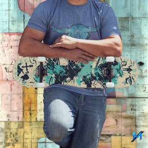 Skateboard Grafiti Minimalista con Tonos Oceánicos y Abstract