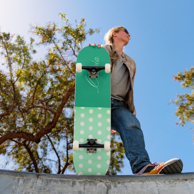 Skateboard Green-cyan Poka Dot (Exterior 1)