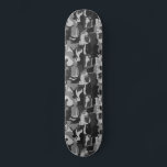 Skateboard Gris Camuflaje Gris Gris Gatitos Gris Gatitos Camo<br><div class="desc">Patineta de Cat Lover. Patrón de camuflaje gris con gatos y gatitos lindos,  divertidos y geniales. Visite el Doodle World de Jenn para ver más productos con este diseño original de gatos,  así como más regalos con temática de mascota.</div>